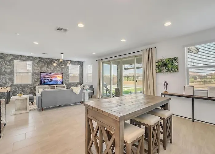 Сasa de vacaciones Desert Rose 3bdrm Retreat